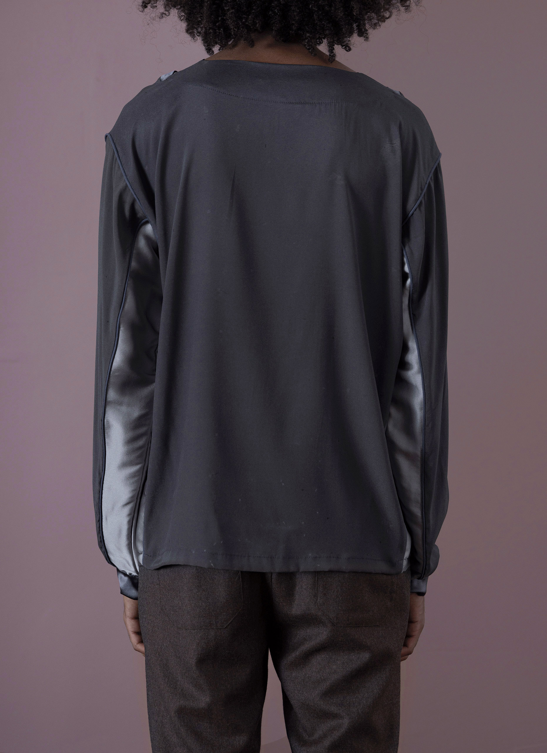 Dark Slate Dust Silk V-Neck Football Top Man